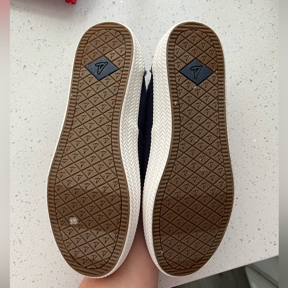 Sperry’s - Picture 4 of 4